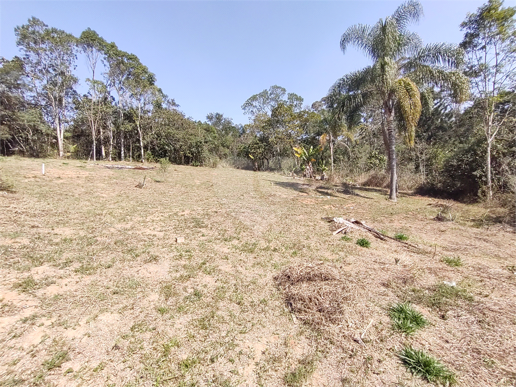 Terreno com 2 casas de 2 quartos e benfeitorias