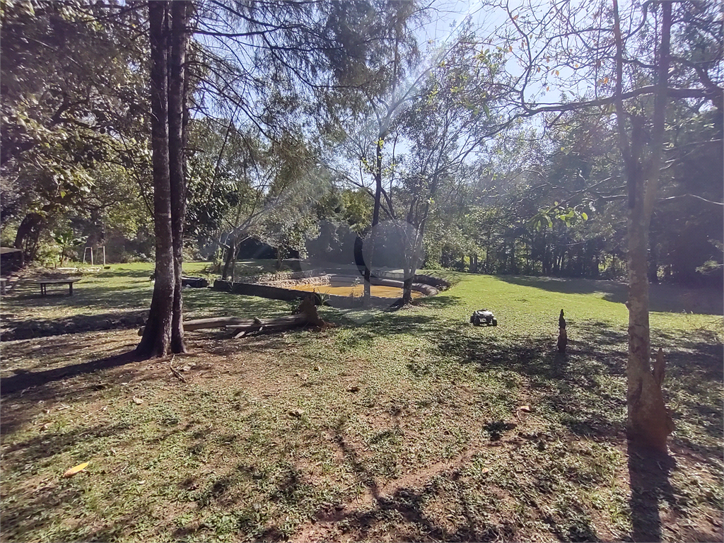 Terreno com 2 casas de 2 quartos e benfeitorias