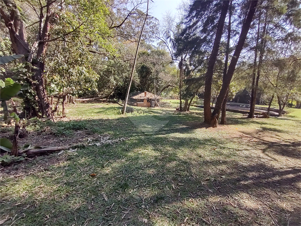 Terreno com 2 casas de 2 quartos e benfeitorias
