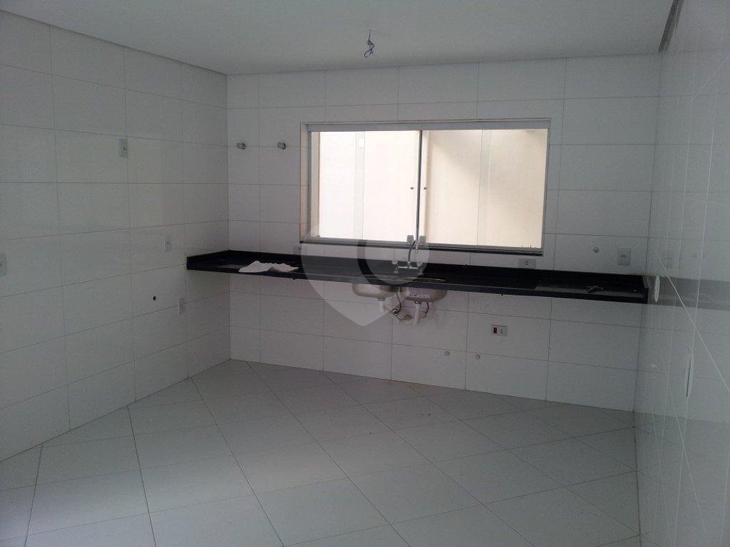 SOBRADO em VILA IRMÃOS ARNONI