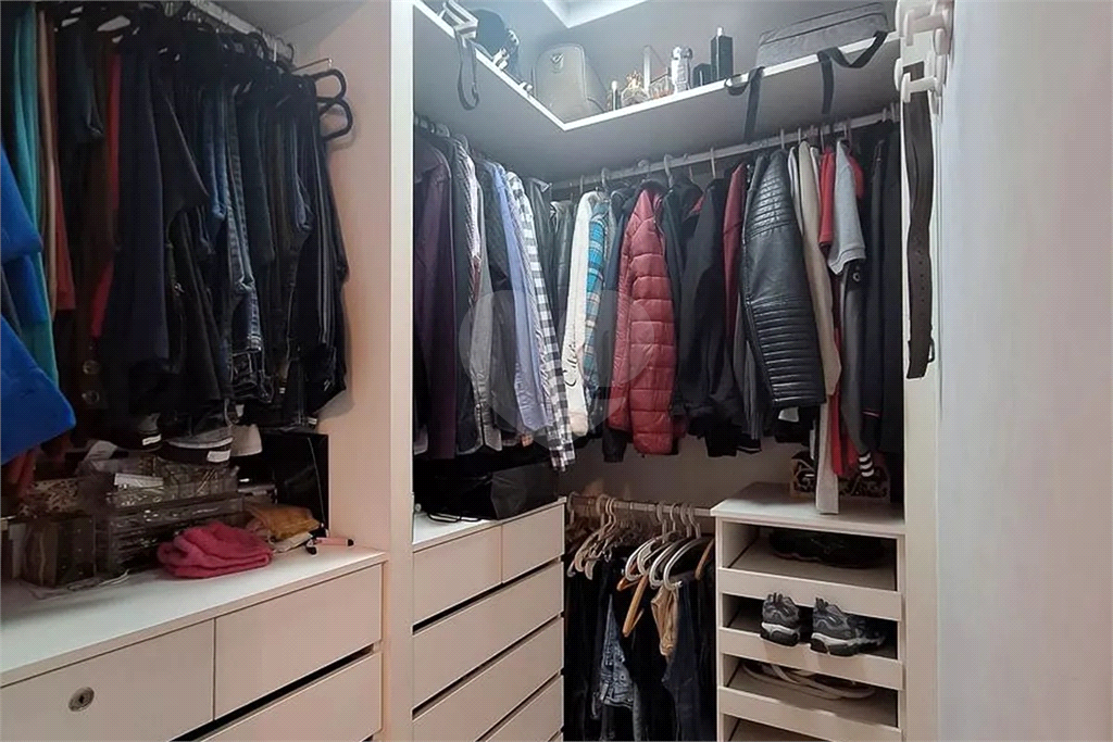 Apartamento Santana 3 dormitórios, sendo 2 suítes, e 2 vagas de garagem 
