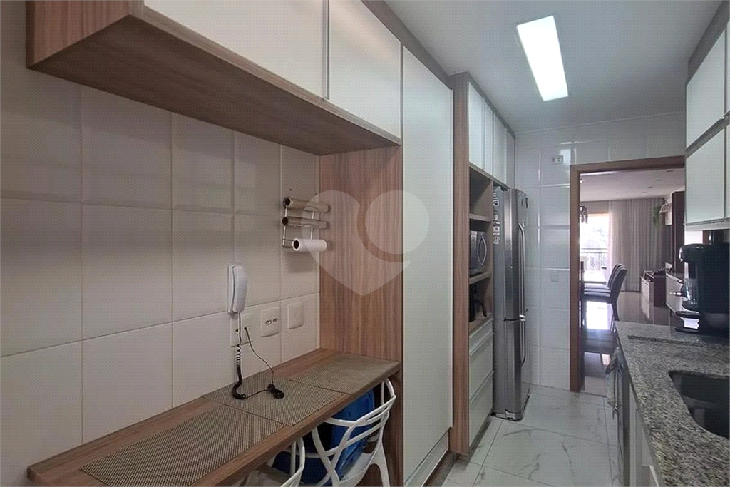 Apartamento Santana 3 dormitórios, sendo 2 suítes, e 2 vagas de garagem 