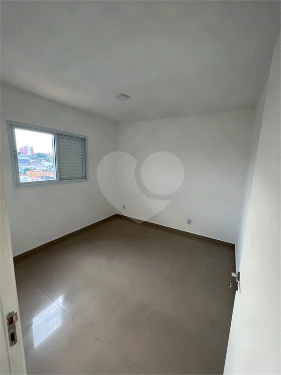 APARTAMENTO em LAUZANE PAULISTA