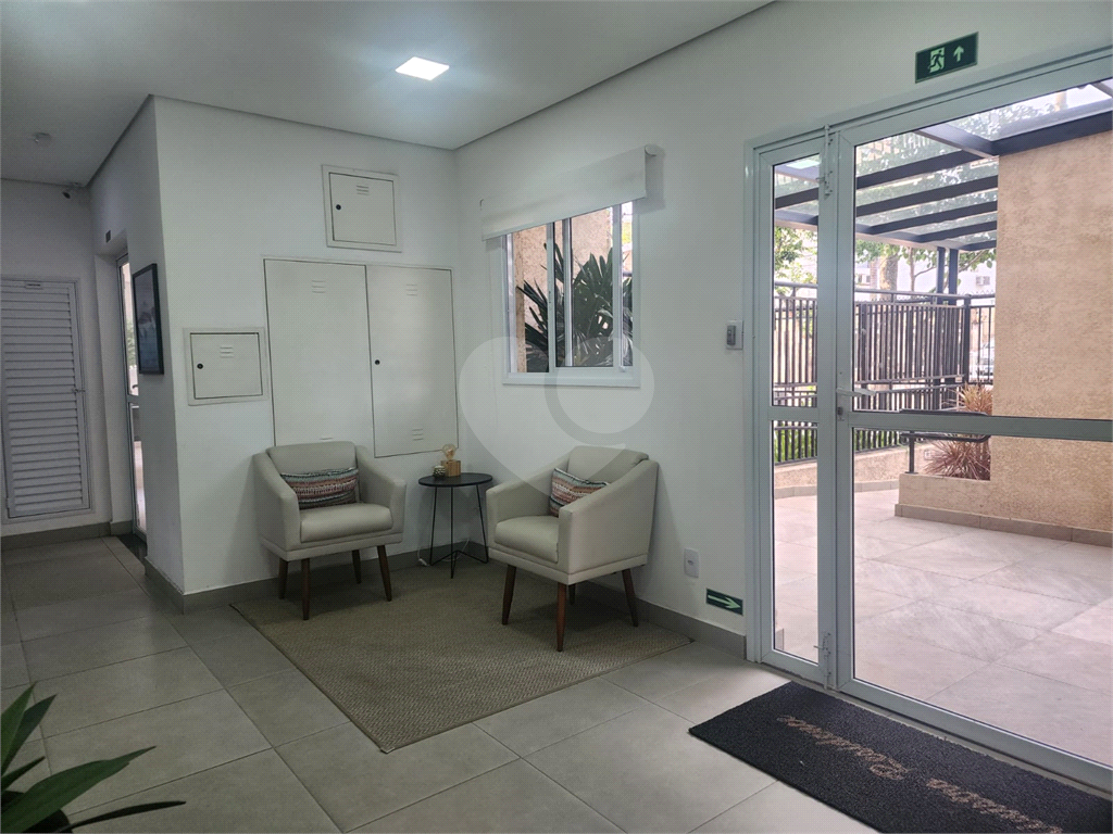 APARTAMENTO em LAUZANE PAULISTA