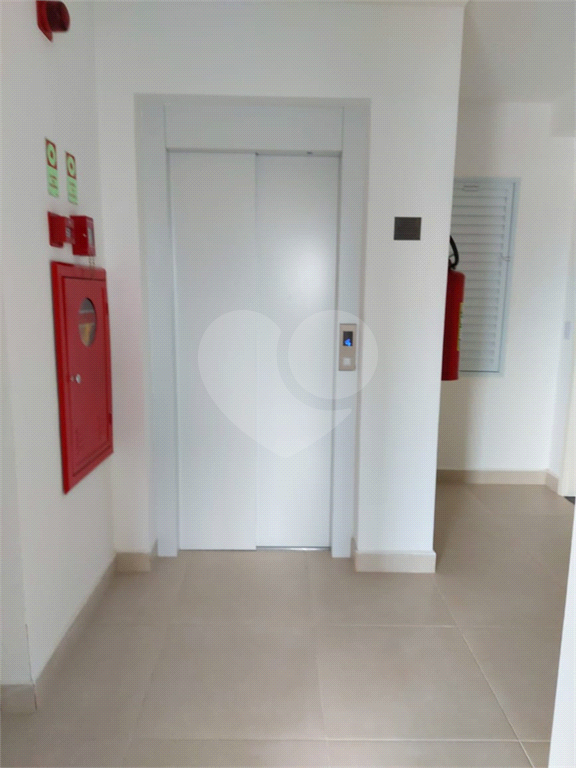 APARTAMENTO em LAUZANE PAULISTA