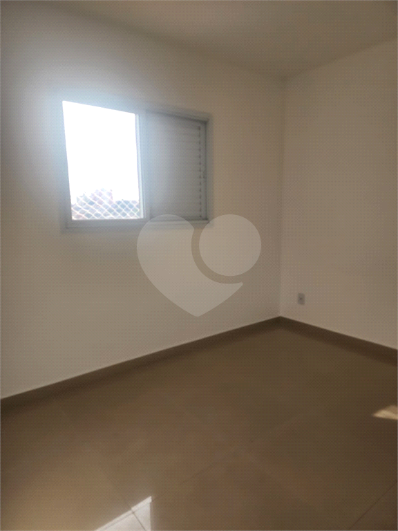 APARTAMENTO em LAUZANE PAULISTA