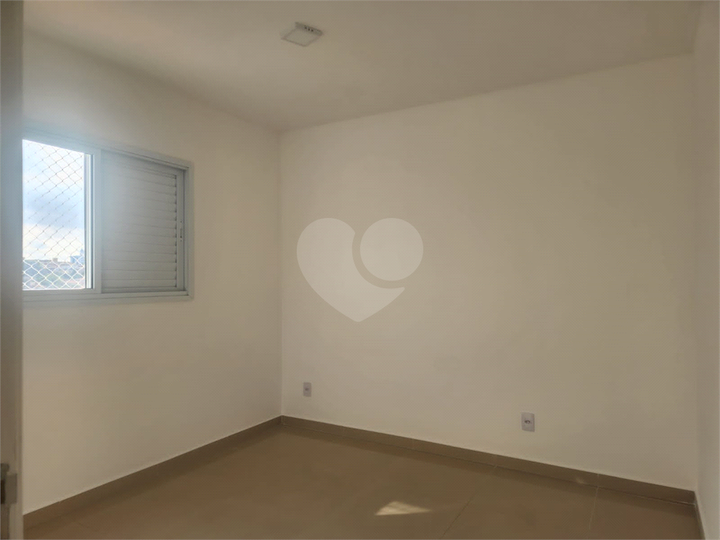 APARTAMENTO em LAUZANE PAULISTA