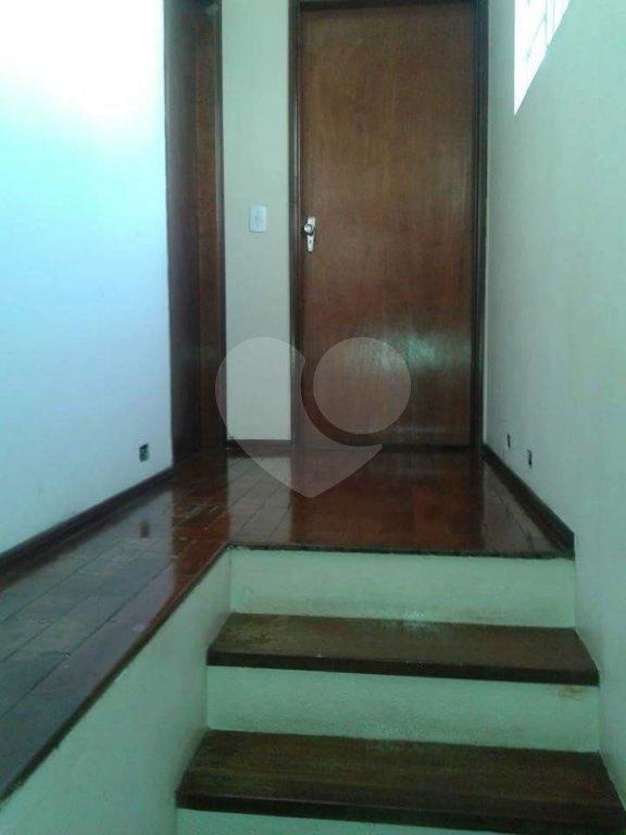 Casa à venda com 4 quartos, 200m² - Foto 11