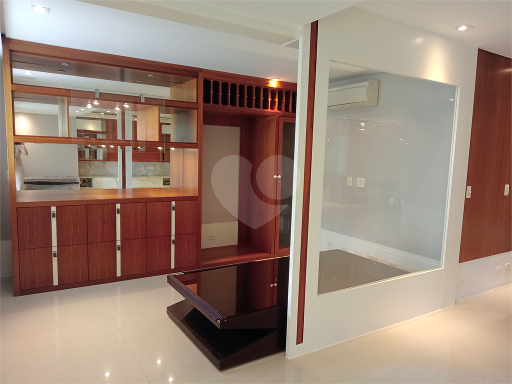 Lindíssimo Apartamento de alto padrão, Alto de Santana, fino acabamento com 265 metros, 4 suítes. 
 