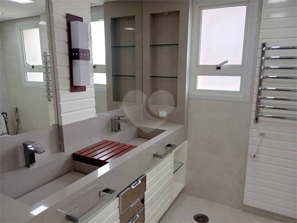 Lindíssimo Apartamento de alto padrão, Alto de Santana, fino acabamento com 265 metros, 4 suítes. 
 
