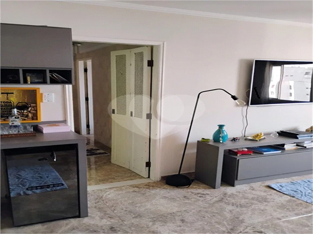 Apartamento à venda com 2 quartos, 74m² - Foto 3