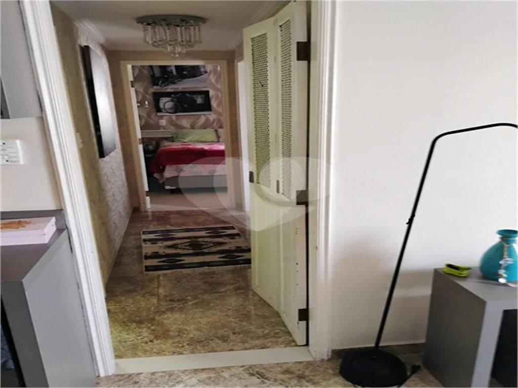 Apartamento à venda com 2 quartos, 74m² - Foto 12