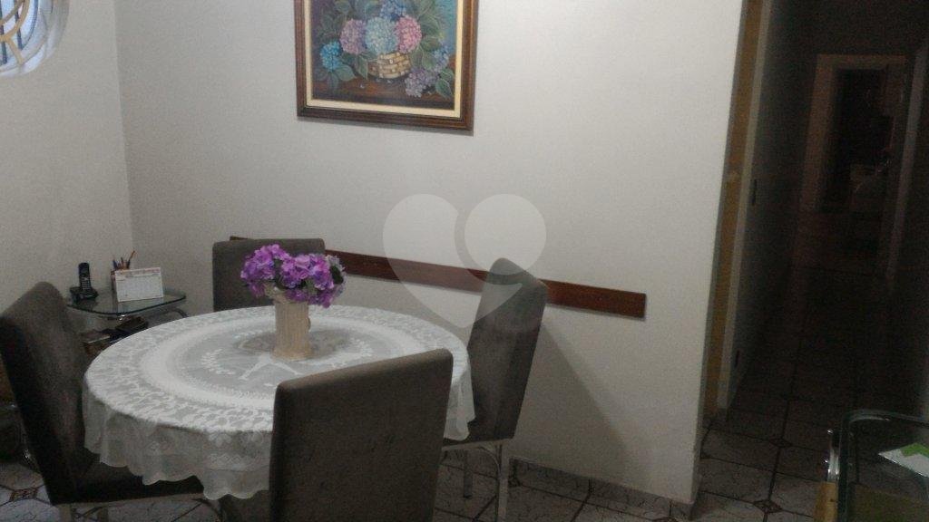 CASA TÉRREA A VENDA NA V. VITÓRIO MAZZEI  PRÓX. AV. ENG. CAETANO ÁLVARES - 2 DORMS (1 SUÍTE) E 1 VAG