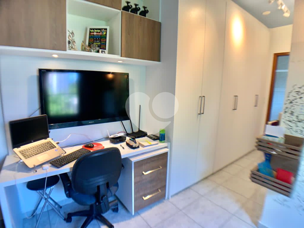 Sobrado à venda com 3 quartos, 240m² - Foto 20