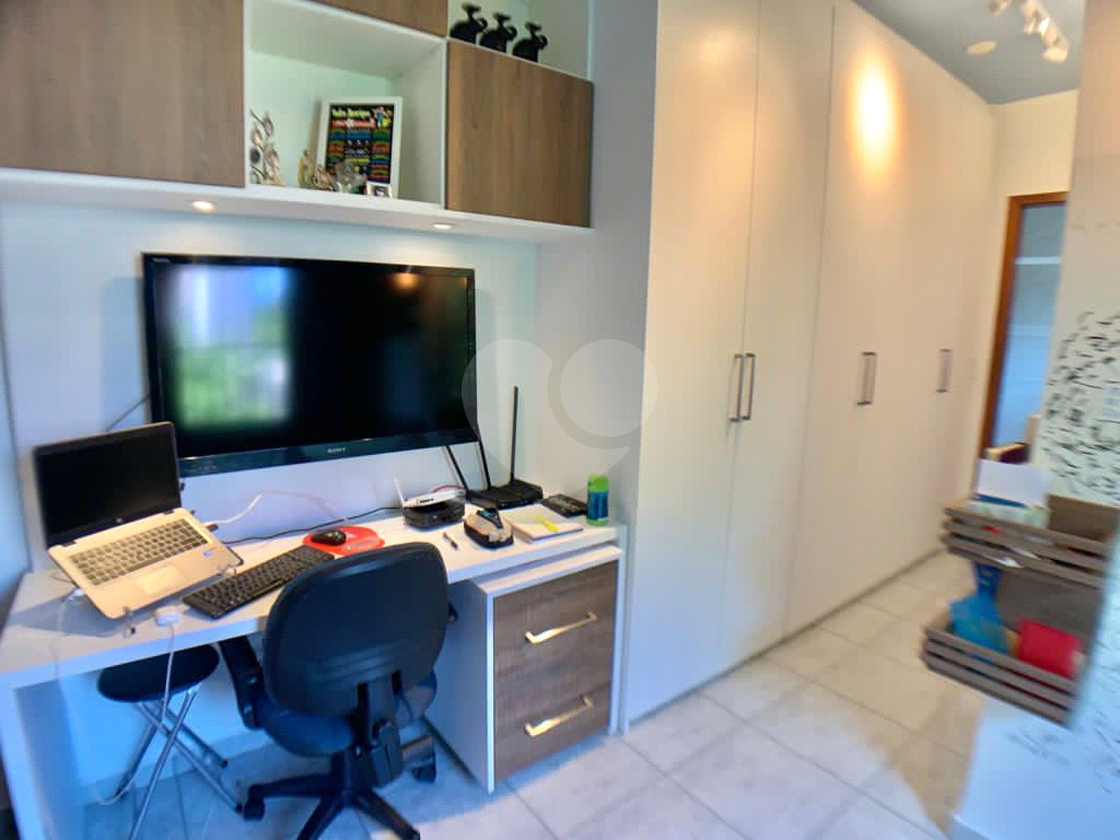 Sobrado à venda com 3 quartos, 240m² - Foto 21