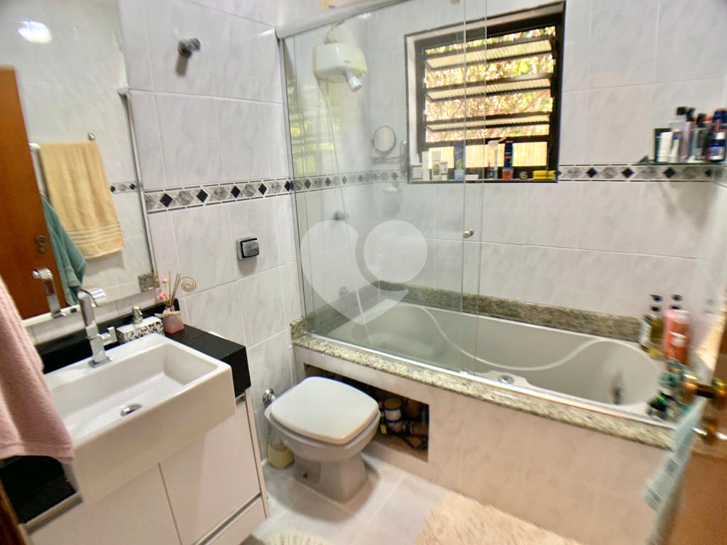 Sobrado à venda com 3 quartos, 240m² - Foto 17