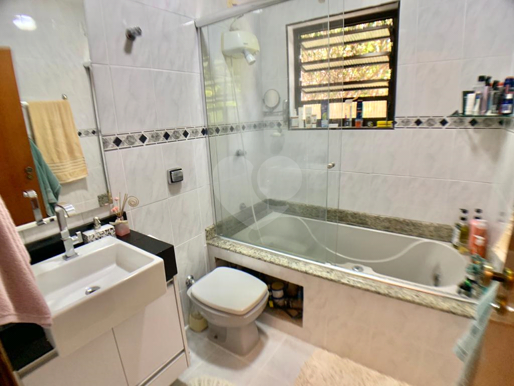 Sobrado à venda com 3 quartos, 240m² - Foto 16