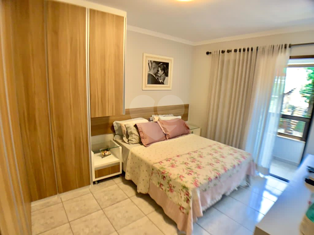 Sobrado à venda com 3 quartos, 240m² - Foto 14