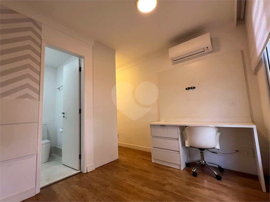 Casa em Condomínio Alto Padrão no Jardim Floresta 4 dormitórios 4 vagas e lazer completo