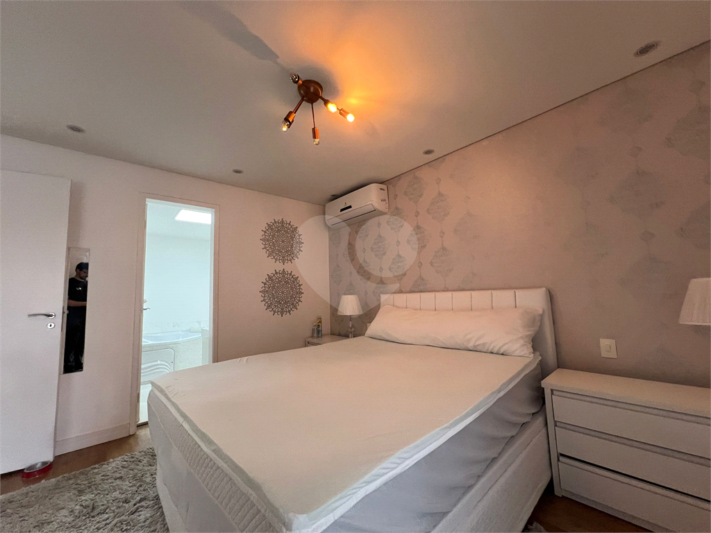 Casa em Condomínio Alto Padrão no Jardim Floresta 4 dormitórios 4 vagas e lazer completo