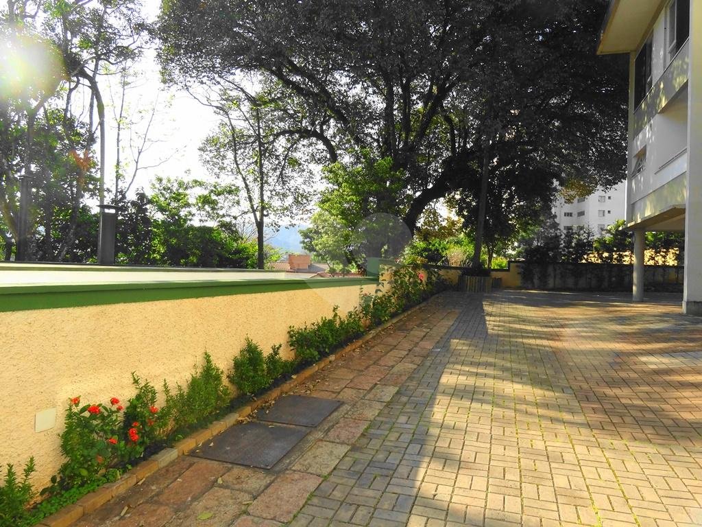 Casa em Condomínio Alto Padrão no Jardim Floresta 4 dormitórios 4 vagas e lazer completo