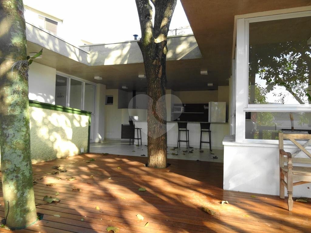 Casa em Condomínio Alto Padrão no Jardim Floresta 4 dormitórios 4 vagas e lazer completo