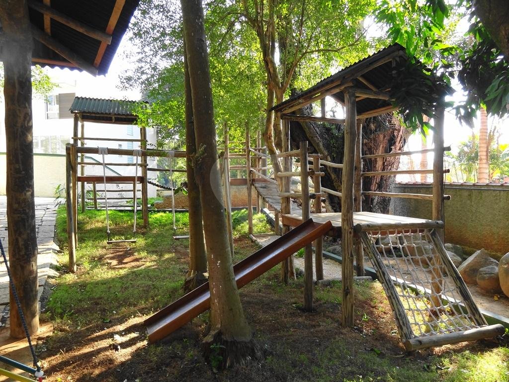 Casa em Condomínio Alto Padrão no Jardim Floresta 4 dormitórios 4 vagas e lazer completo