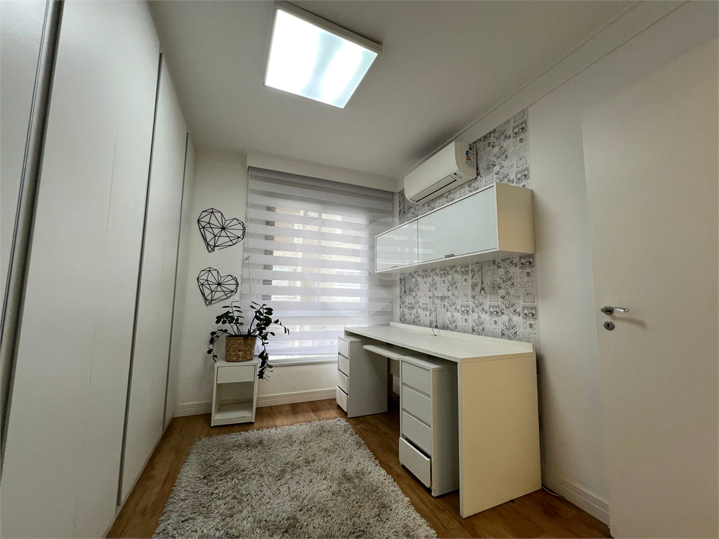 Casa em Condomínio Alto Padrão no Jardim Floresta 4 dormitórios 4 vagas e lazer completo