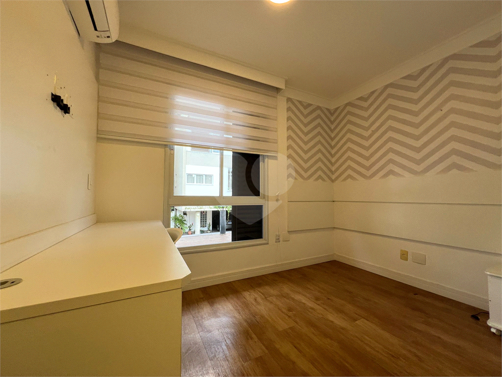 Casa em Condomínio Alto Padrão no Jardim Floresta 4 dormitórios 4 vagas e lazer completo