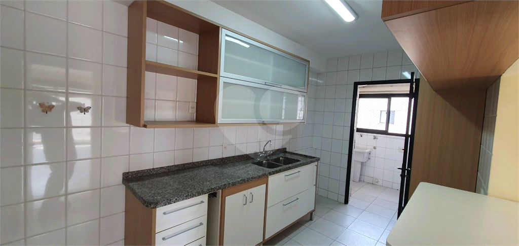 Apartamento à venda com 3 quartos, 86m² - Foto 20