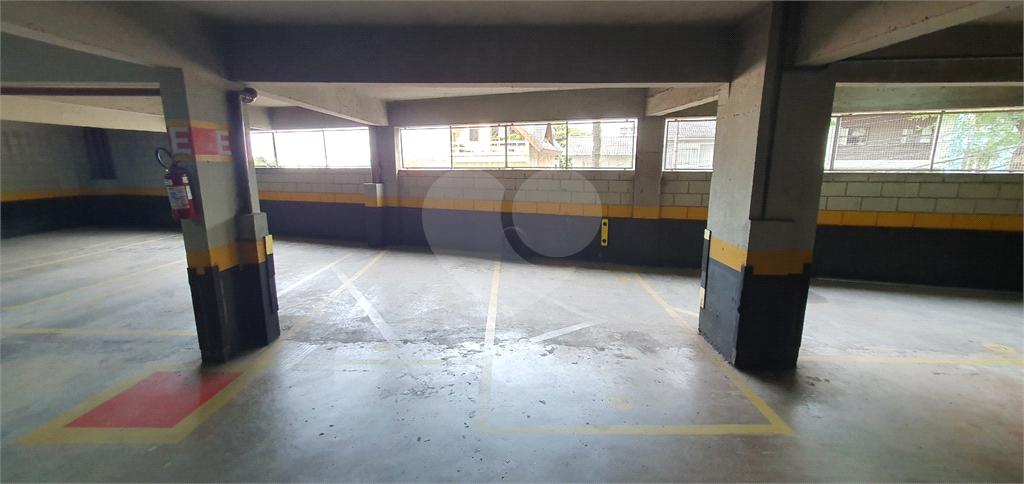 Apartamento à venda com 3 quartos, 86m² - Foto 12