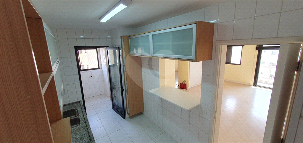 Apartamento à venda com 3 quartos, 86m² - Foto 17