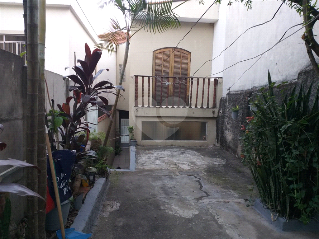 Venha morar bem! Excelente sobrado ao lado da Braz Leme.
