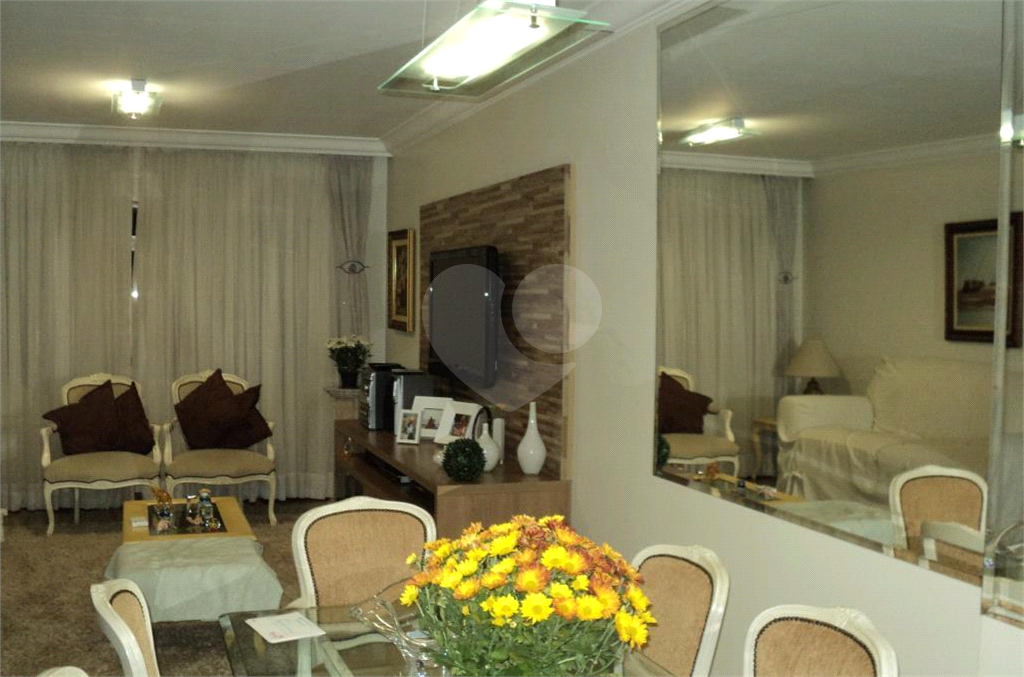 Oportunidade Imperdível. Apartamento com Vista Privilegiada da Serra da Cantareira