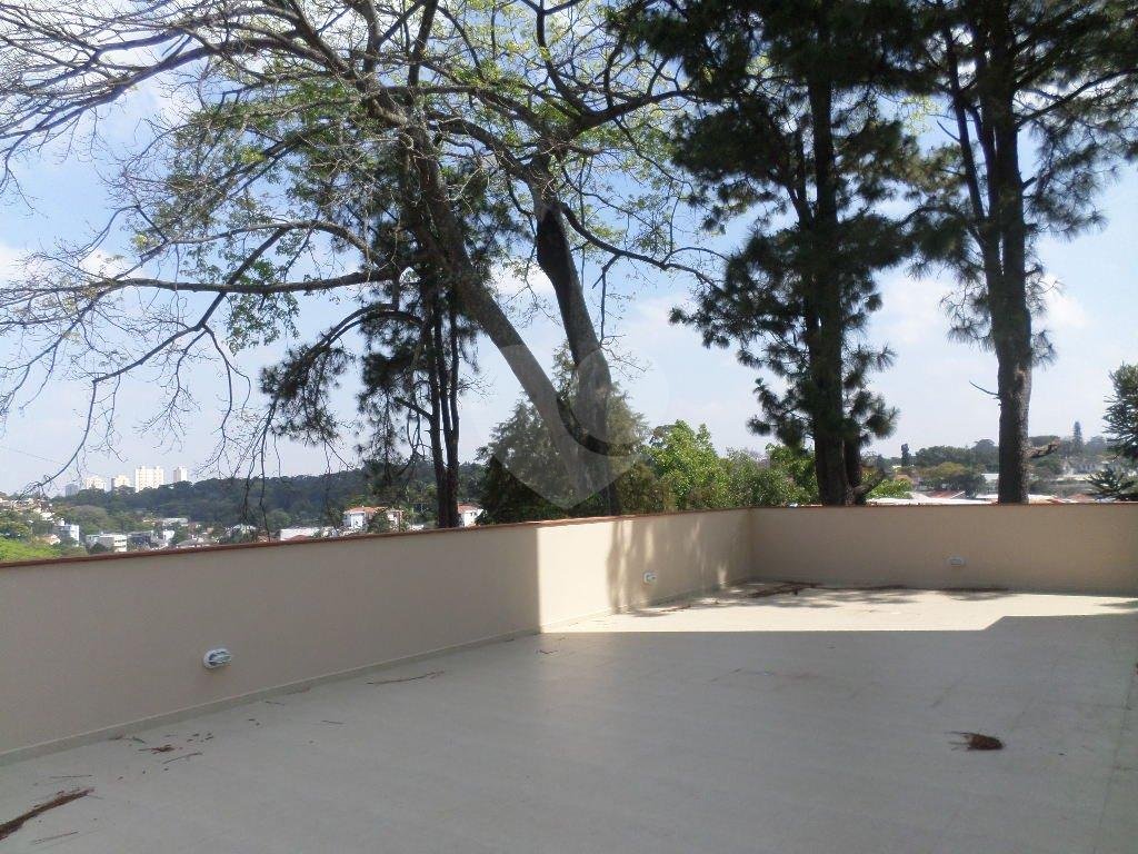 Apartamento no Horto Florestal.