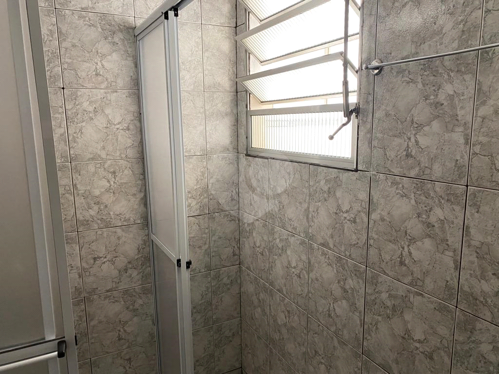 Apartamento à venda com 2 quartos, 60m² - Foto 17