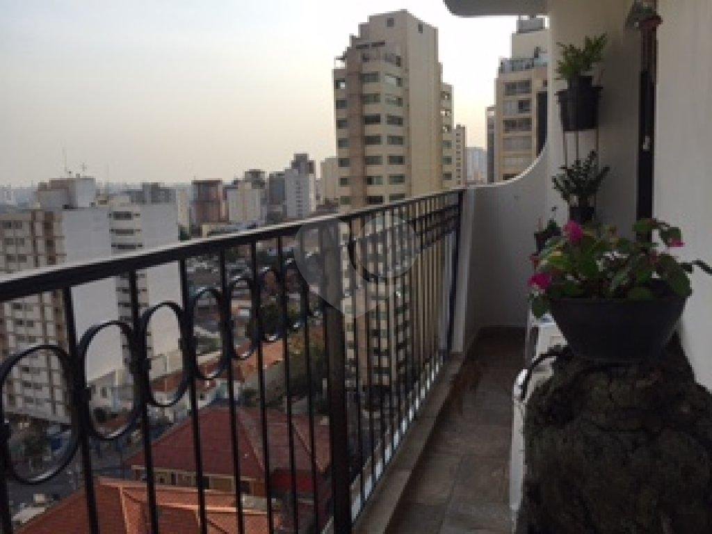 Apartamento à venda com 4 quartos, 198m² - Foto 1