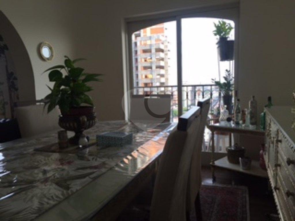 Apartamento à venda com 4 quartos, 198m² - Foto 3