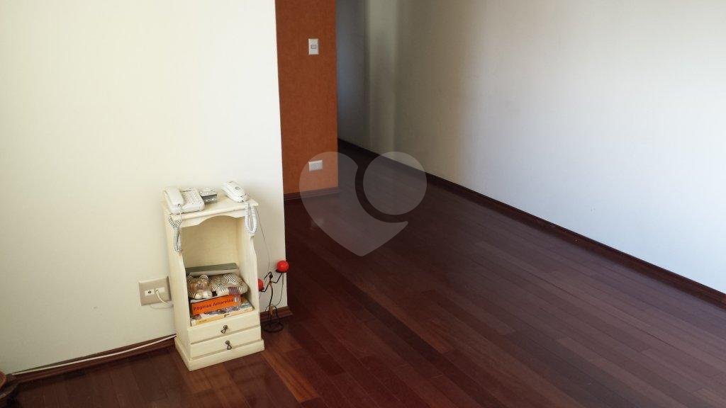 Apartamento à venda com 2 quartos, 50m² - Foto 2