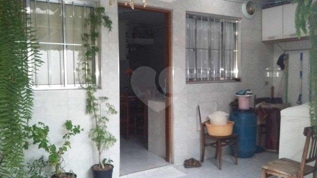 CASA COM 4 MORADIAS A VENDA NA AV. IMIRIM - TOTAL DE 7 DORMS E 8 VAGAS DE GARAGEM