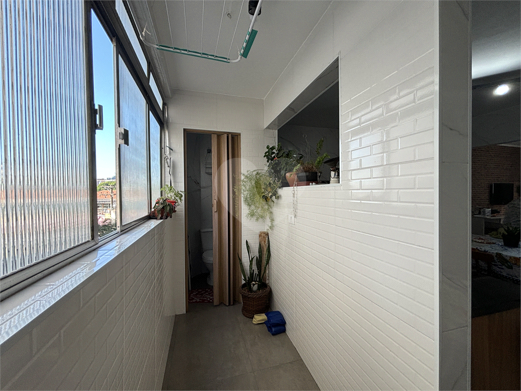 Apartamento com 80 m², distribuídos em 3 dormitórios - Locação e Venda