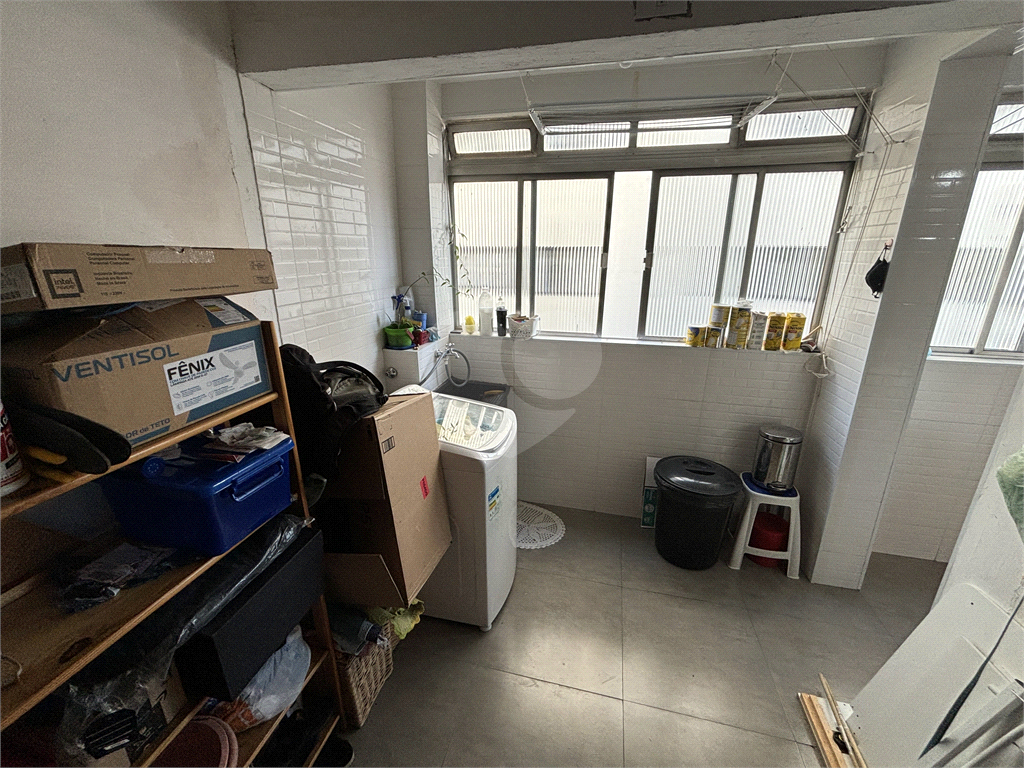 Apartamento com 80 m², distribuídos em 3 dormitórios - Locação e Venda