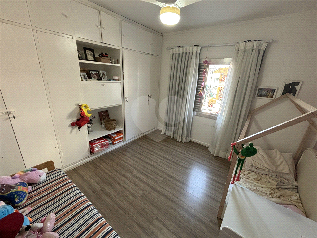 Apartamento com 80 m², distribuídos em 3 dormitórios - Locação e Venda