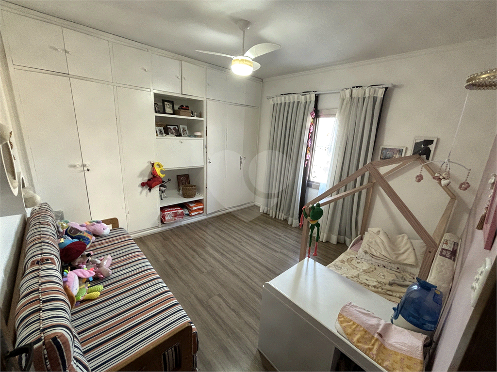 Apartamento com 80 m², distribuídos em 3 dormitórios - Locação e Venda