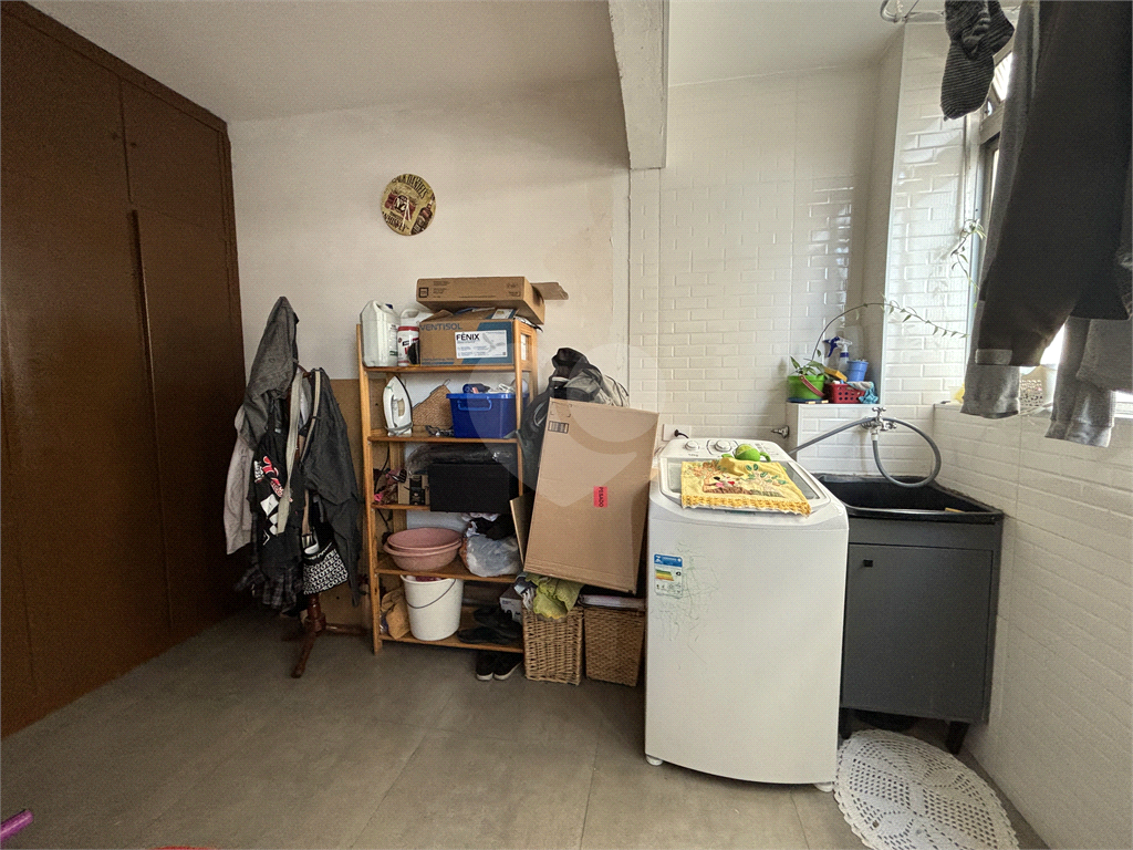 Apartamento com 80 m², distribuídos em 3 dormitórios - Locação e Venda