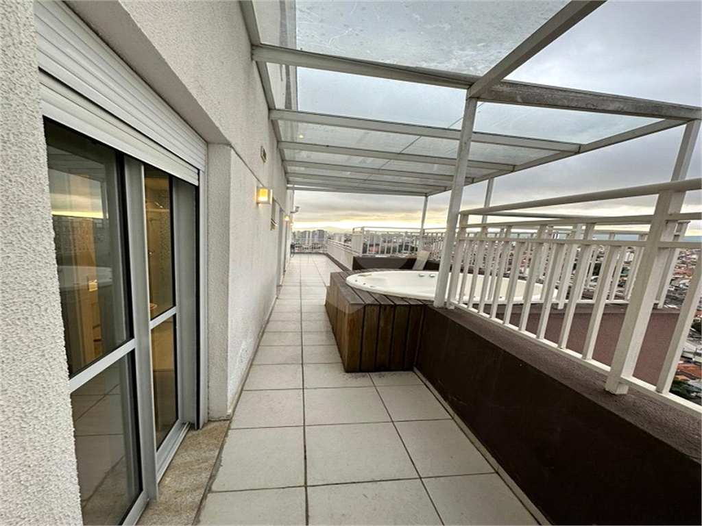 APARTAMENTO em VILA GUSTAVO