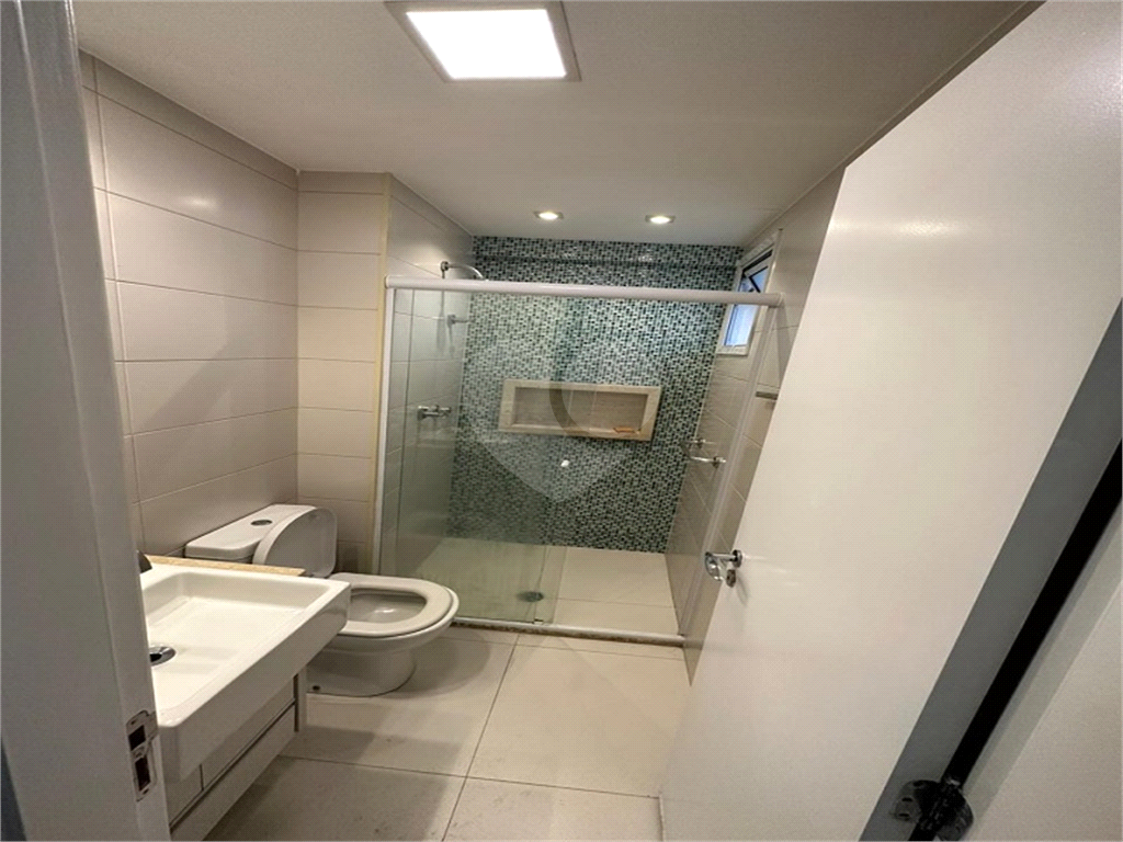 APARTAMENTO em VILA GUSTAVO