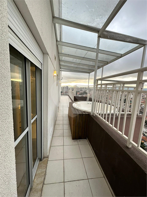 APARTAMENTO em VILA GUSTAVO