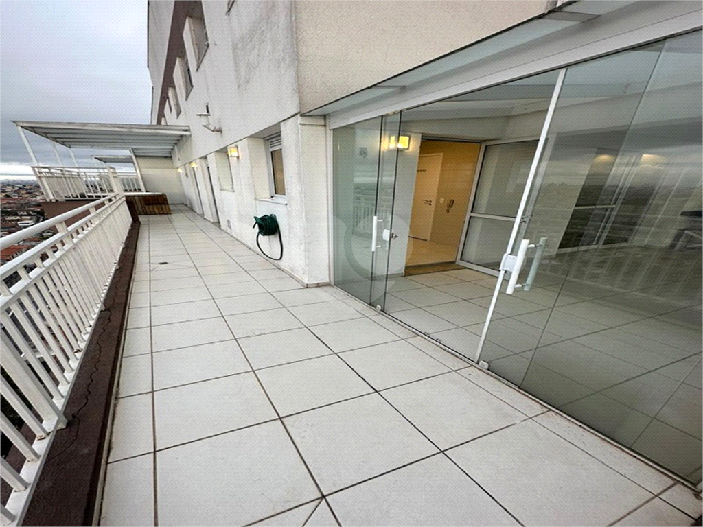 APARTAMENTO em VILA GUSTAVO