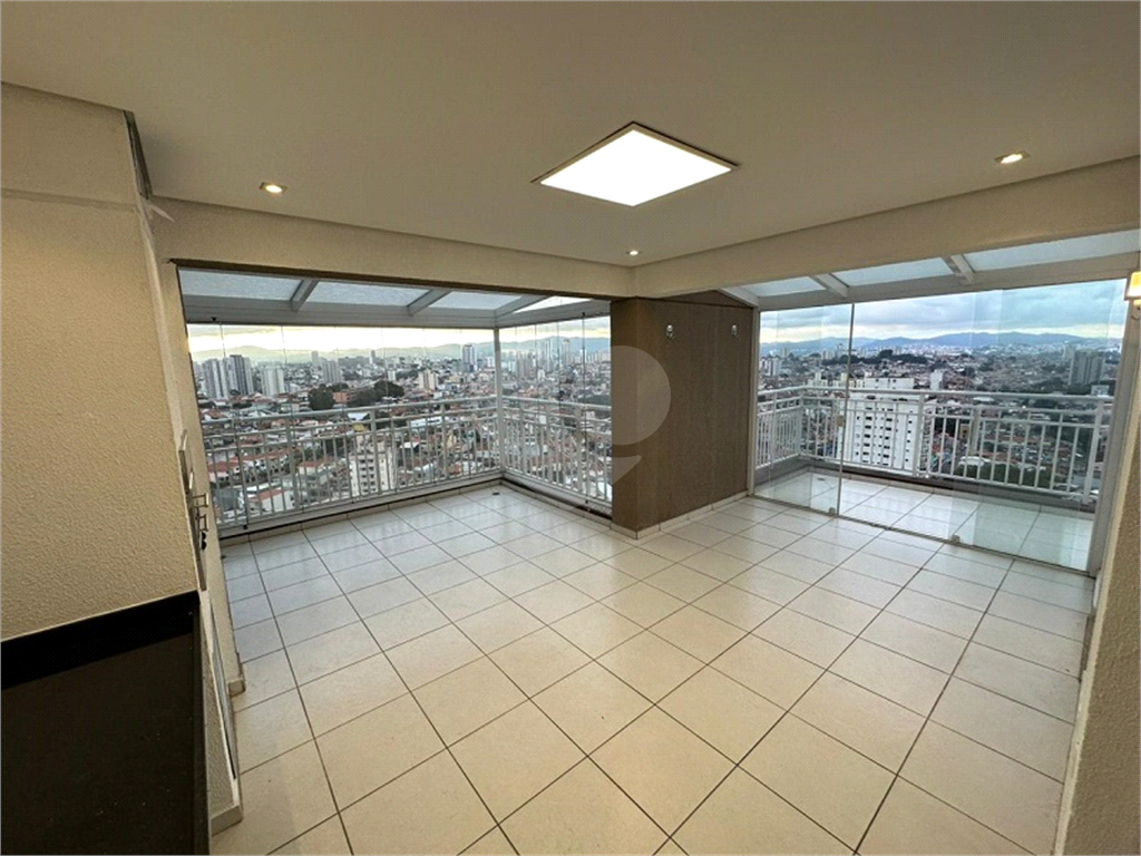 APARTAMENTO em VILA GUSTAVO